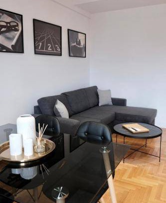 Piraeus Apartment | 83 m² Apartment ∙ 2 bedrooms ∙ 6 guests
