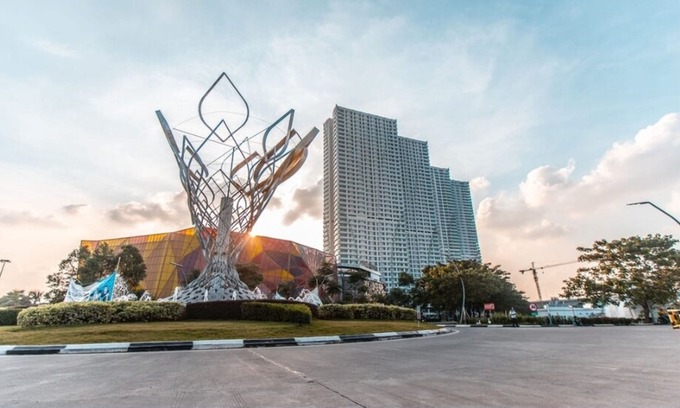 Bekasi Barat Hotel | 8Rooms@ Grand Kamala Lagoon
