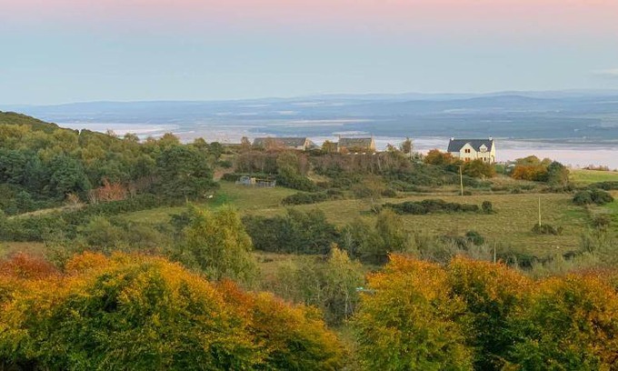 Fortrose Apartment | 90 m² Apartment ∙ 4 bedrooms ∙ 10 guests