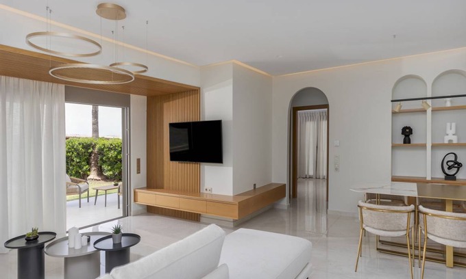Perama House | 90 m² House ∙ 2 bedrooms ∙ 5 guests