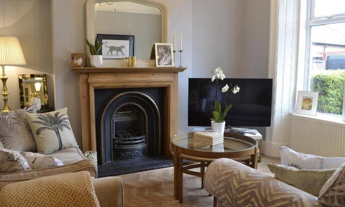 Dumfries House | 93 m² House ∙ 3 bedrooms ∙ 6 guests