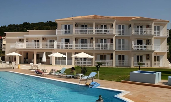 Argassi Apartment | 99 m² Serviced apartment ∙ 3 bedrooms ∙ 6 guests