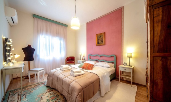Thessaloniki City Centre Apartment | a comfortable apartment with romantic notes in historical center of the town.