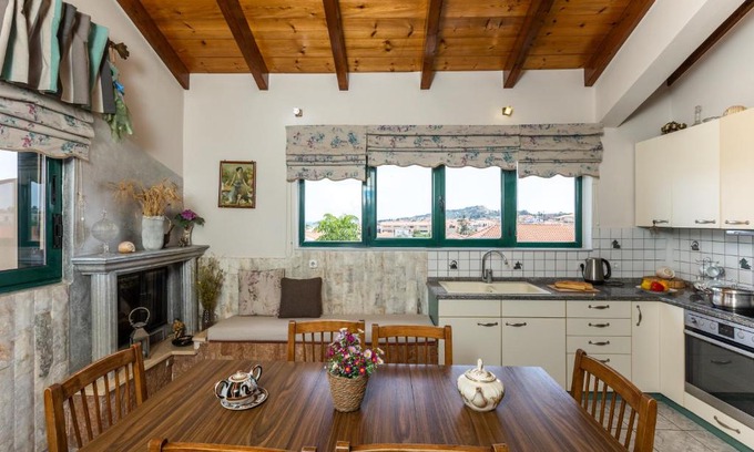 Lixouri House | A&S Seaside Maisonette