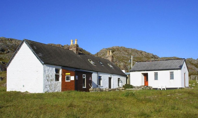 Achmelvich Hostel | Achmelvich Beach Youth Hostel