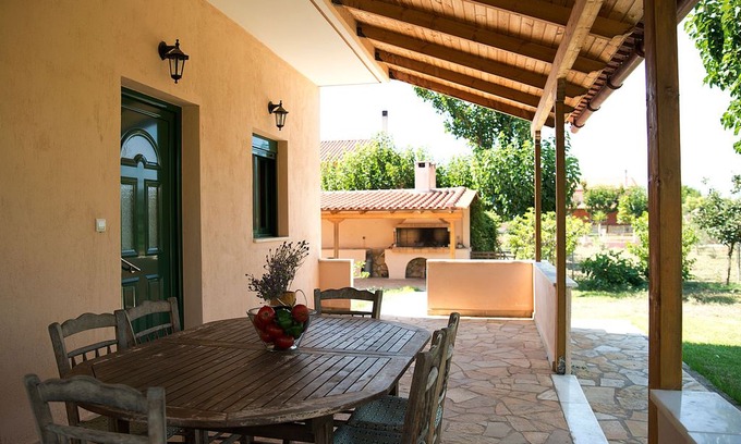 Nea Tirintha Apartment | Agrotospita Country Houses Nafplio, The Pomegranate Country House