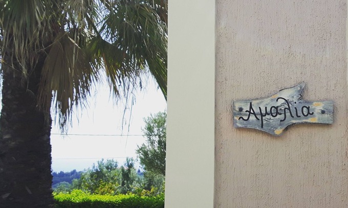 Leivathos Villa | Amalia - Oneira Villas