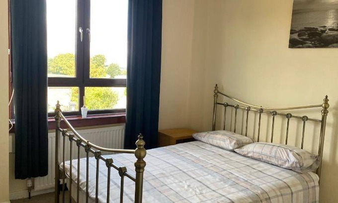 Bucksburn Apartment | Apartment ∙ 2 bedrooms ∙ 4 guests