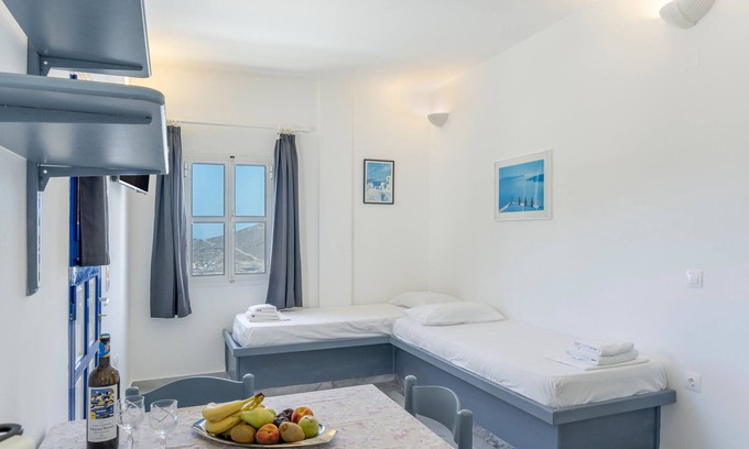 Ios Apartment | Apartment '8' with Sea View, Wi-Fi and Air Conditioning