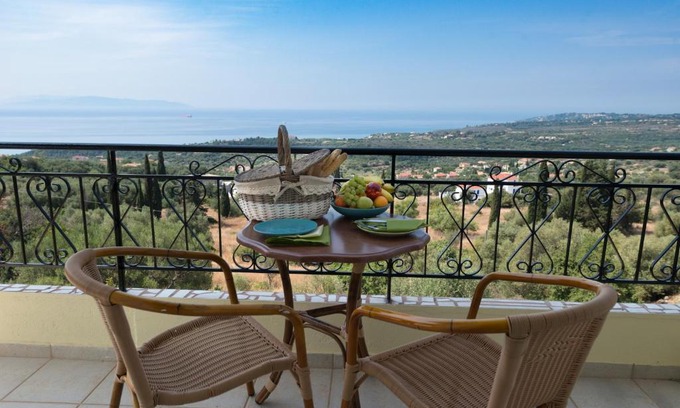 Leivathos Apartment | Aristea Studios