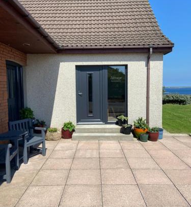 Kirkwall Bed & Breakfast | Aultnagar Accommodation