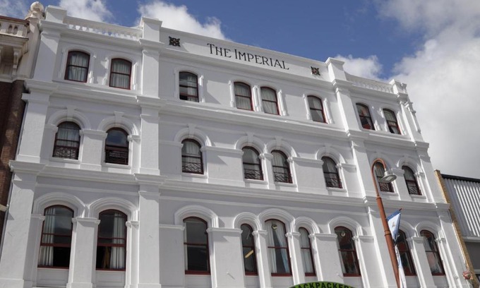 Hobart Central Business District Hostel | Backpackers Imperial Hotel