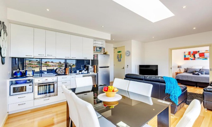 Bellerive Apartment | Bellerive Marina View Apartments NO 27