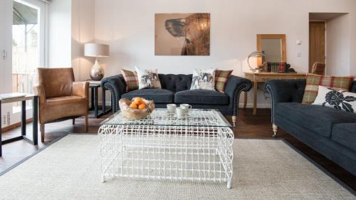 Gattonside House | Byre