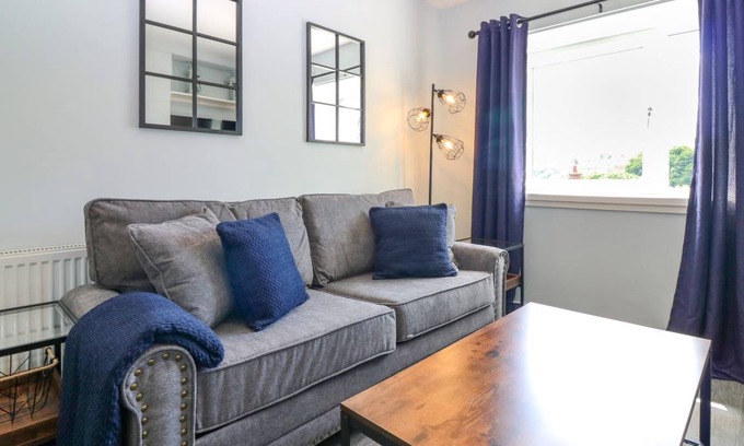 Galashiels Cottage | Cabin ∙ 1 bedroom ∙ 2 guests