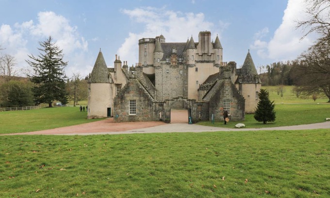 Inverurie Cottage | Cabin ∙ 2 bedrooms ∙ 4 guests
