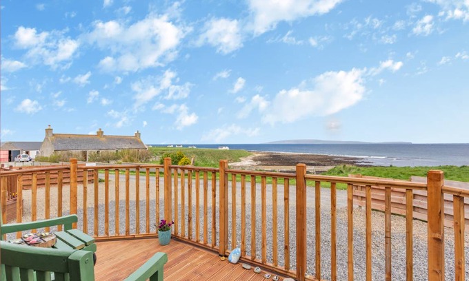 Mey Cottage | Cabin ∙ 2 bedrooms ∙ 3 guests