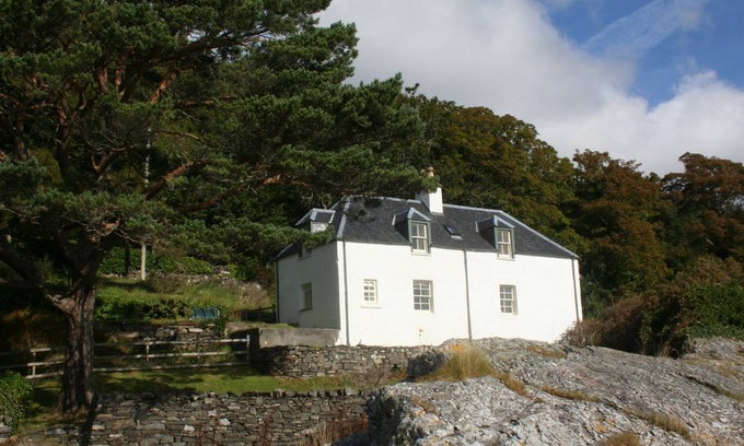 Balmacara Cottage | Cabin ∙ 2 bedrooms ∙ 4 guests