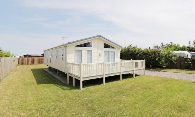 Southerness Cottage | Cabin ∙ 2 bedrooms ∙ 4 guests