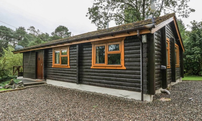 Killin Cottage | Cabin ∙ 2 bedrooms ∙ 4 guests