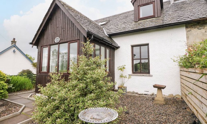 Arisaig Cottage | Cabin ∙ 2 bedrooms ∙ 4 guests