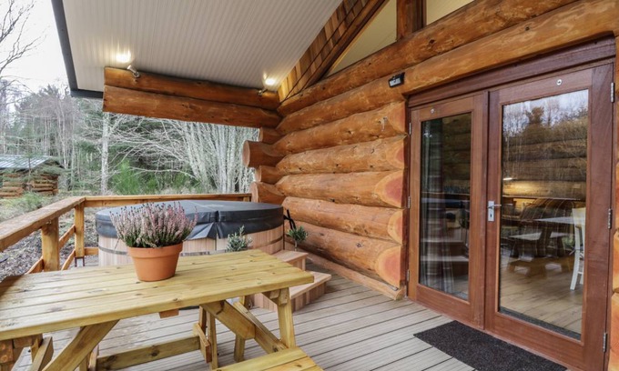 North Kessock Cottage | Cabin ∙ 2 bedrooms ∙ 4 guests