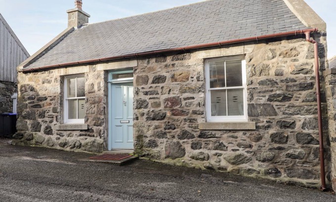 Portsoy Cottage | Cabin ∙ 2 bedrooms ∙ 4 guests