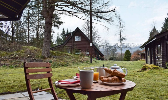 Strathyre Cottage | Cabin ∙ 2 bedrooms ∙ 4 guests