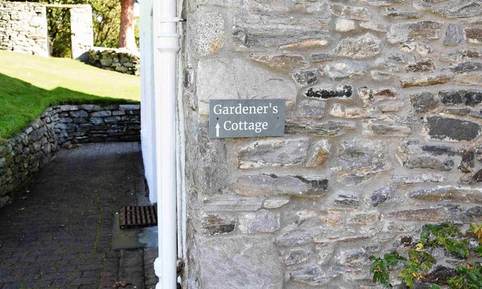 Pitlochry Cottage | Cabin ∙ 2 bedrooms ∙ 4 guests