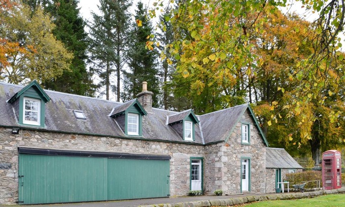 Blairgowrie Cottage | Cabin ∙ 3 bedrooms ∙ 5 guests