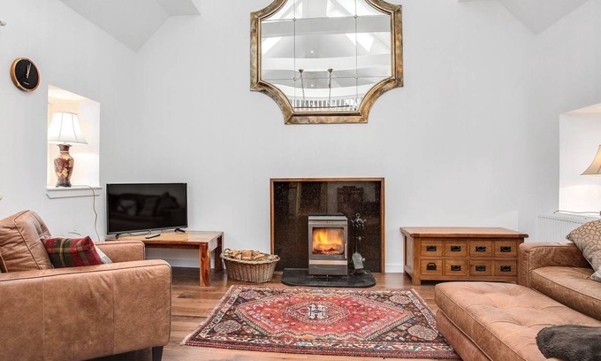 Auchtermuchty Cottage | Cabin ∙ 3 bedrooms ∙ 6 guests