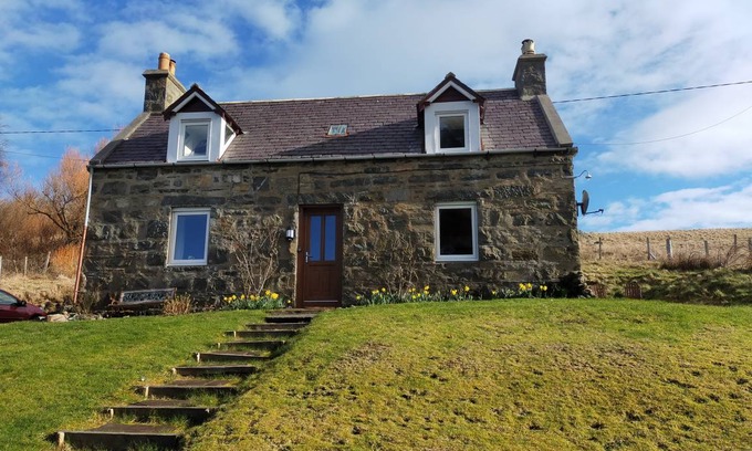 Thurso Cottage | Cabin ∙ 3 bedrooms ∙ 5 guests
