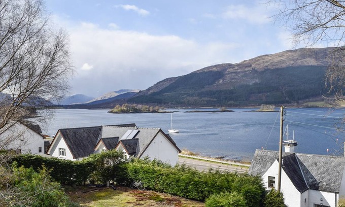 Glencoe Cottage | Cabin ∙ 3 bedrooms ∙ 7 guests