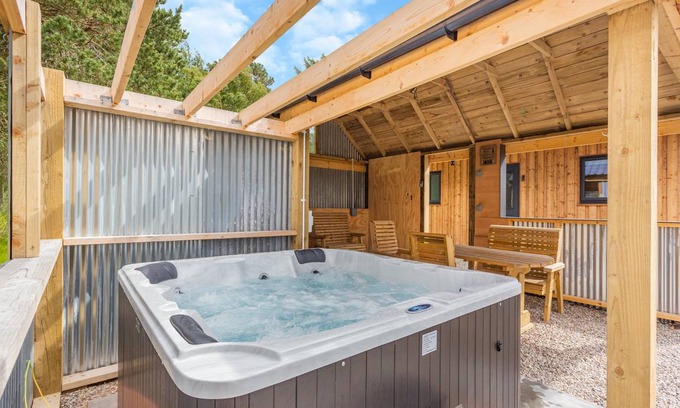 Dingwall Cottage | Cabin ∙ 3 bedrooms ∙ 4 guests