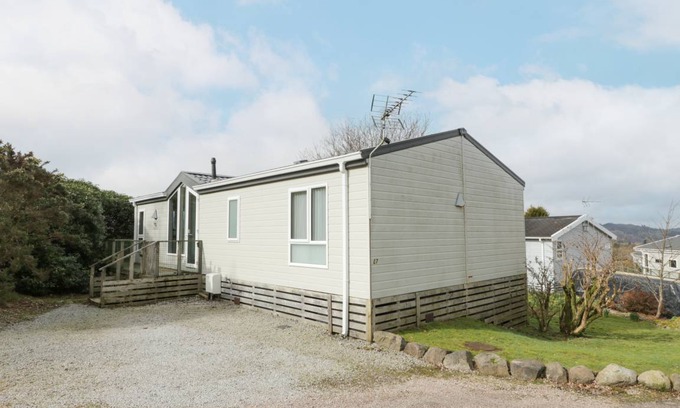 Rockcliffe Cottage | Cabin ∙ 2 bedrooms ∙ 4 guests