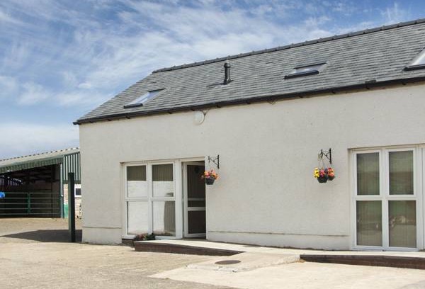 Annan Cottage | Cabin ∙ 2 bedrooms ∙ 4 guests
