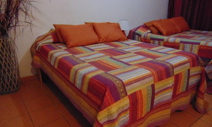 Pavas Bed & Breakfast | Casa Lima B&B Deluxe Room #7
