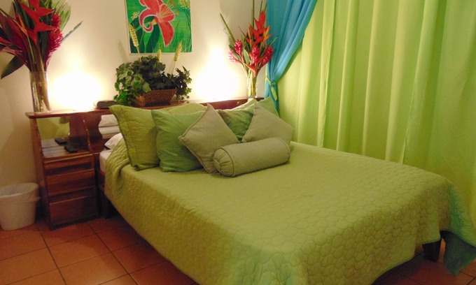 Pavas Bed & Breakfast | Casa Lima B & B Executive Suite # 11