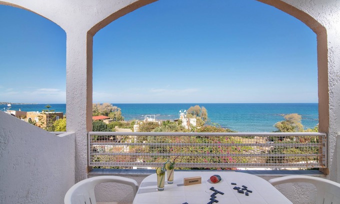 Hersonissos Centre Apartment | Charming Apartment With View To The Aegean Sea