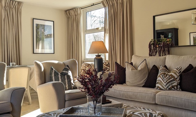 Kilchrenan Cottage | Cosy Scottish cottage -close to Loch Awe & Oban - family & dog freindly.