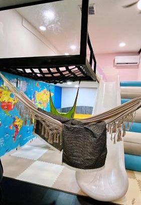 Bandar Sungai Long Hostel | D Cloud Homestay