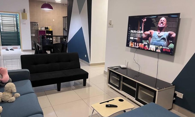 Kuala Lumpur Apartment | ENTIRE PLACE 3BR 2BA WITH CITY & NATURE VIEW