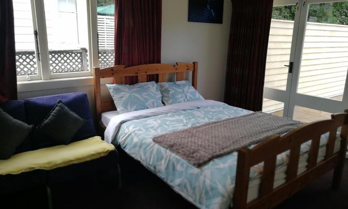 Epsom House | Epsom Retro Homestay