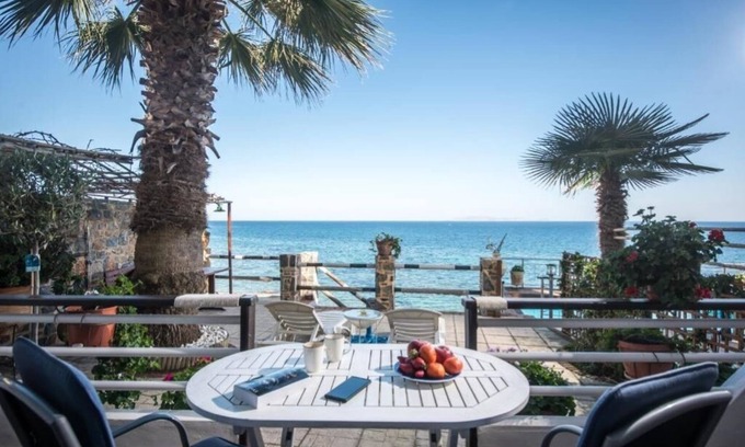 Malevizi Apartment | Exclusive Seaside Retreat : Apartment with terrace