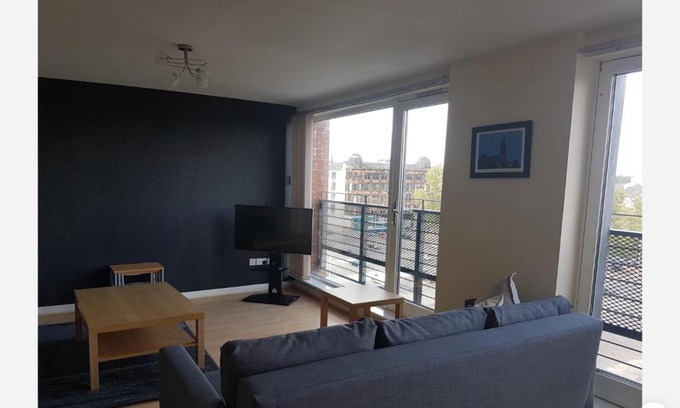 City Centre Glasgow Apartment | Fabulous Two Bed Apartment in Glasgow City Centre