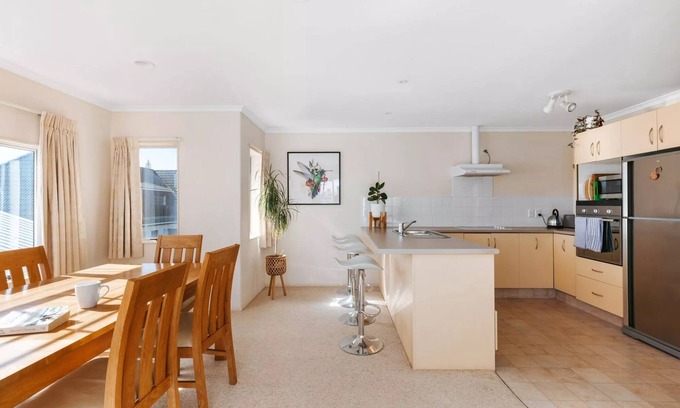Papamoa Beach House | Family Treasure ~ Papamoa - Beyonder Holiday Homes