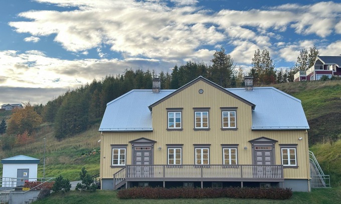 Akureyri House | Gamla Apótekið (The Old Pharmacy) in heart of Akureyri