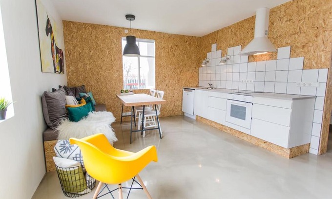 Oddeyrin Apartment | Great location in Akureyri