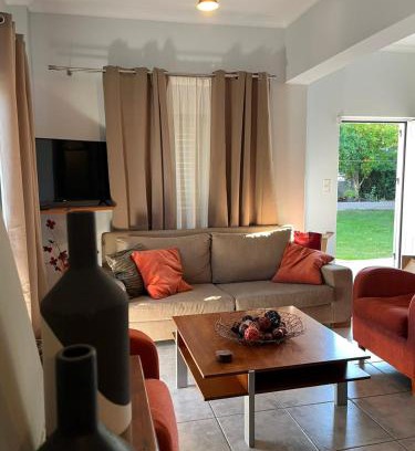 Chalcis Villa | H&V suite home
