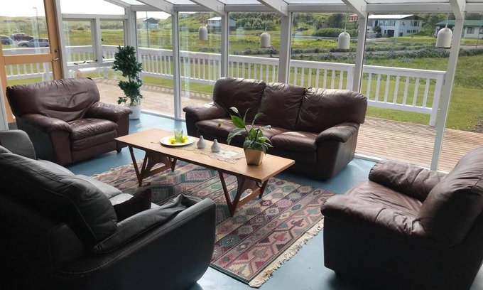 Djupivogur Hostel | Helgafell Hostel